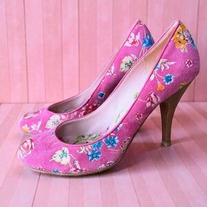Betsy Johnson Garden Party Pumps size 7.5